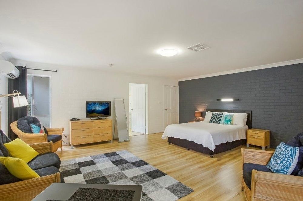 Salamander Beach Accommodation - Adults Only 萨拉曼德湾 外观 照片